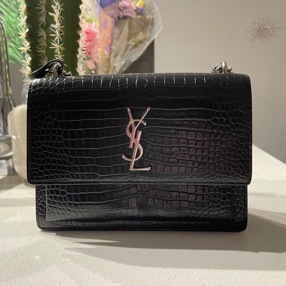 Saint Laurent Monogram Sunset Medium In Crocodile